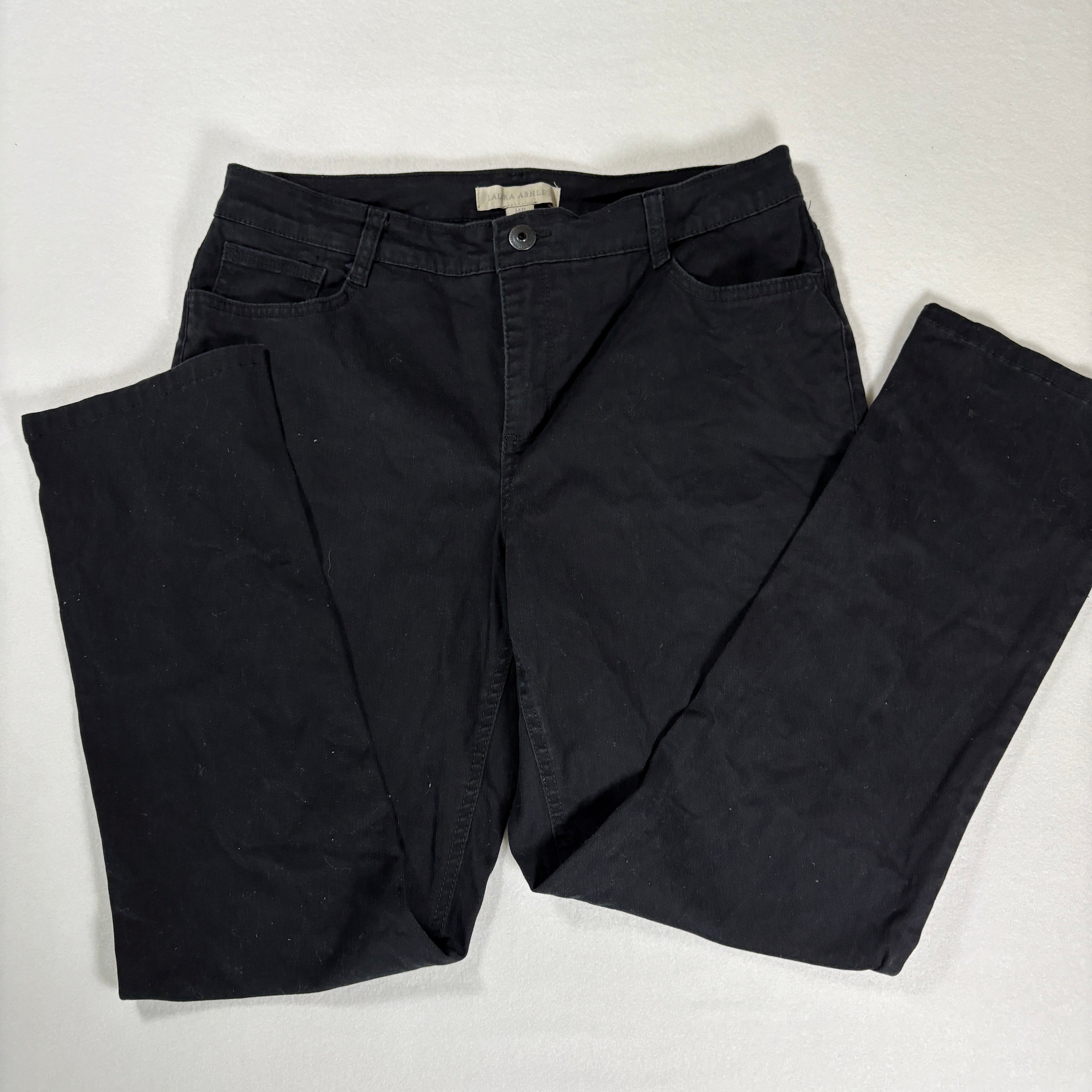 Laura Ashley Pants Women’s 14P Black Straight Leg Denim Jeans Petite