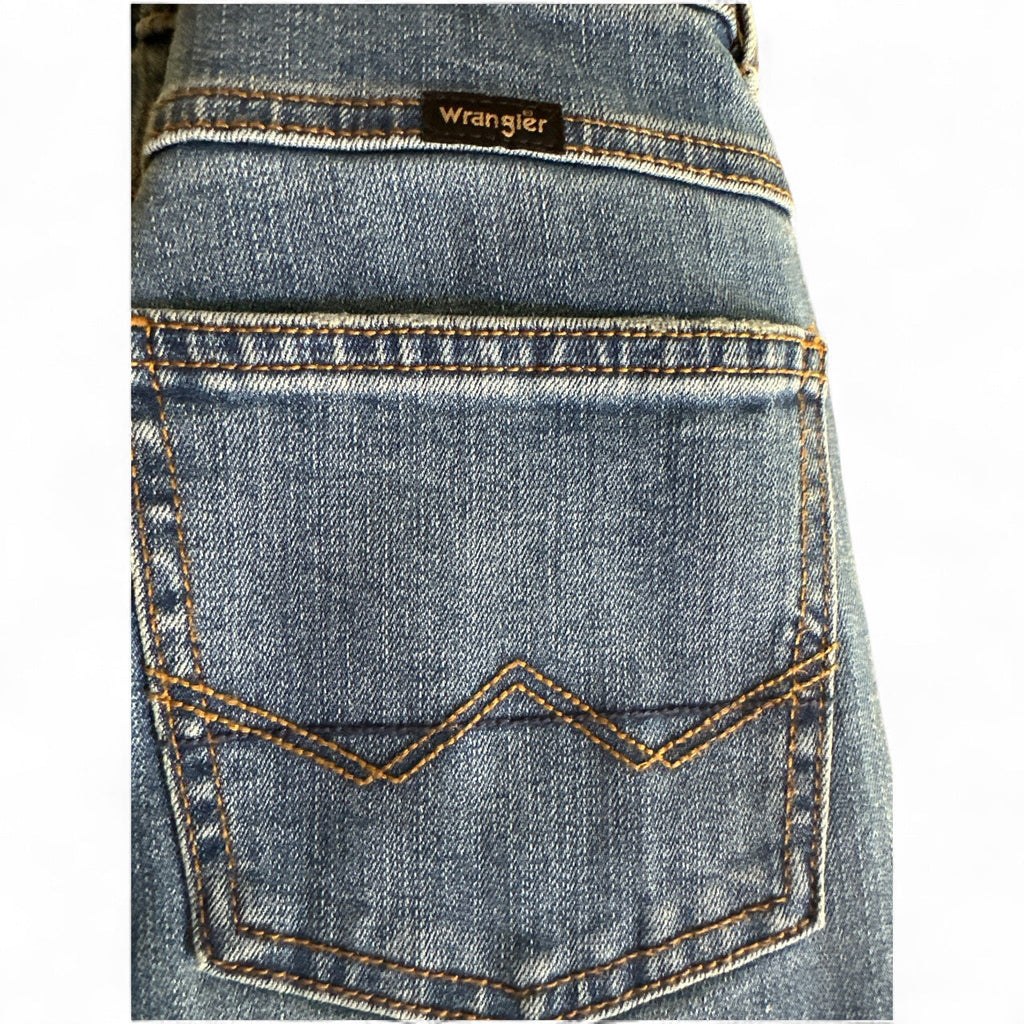 Women’s Wrangler High Rise Bootcut Free to Stretch Blue 2/26