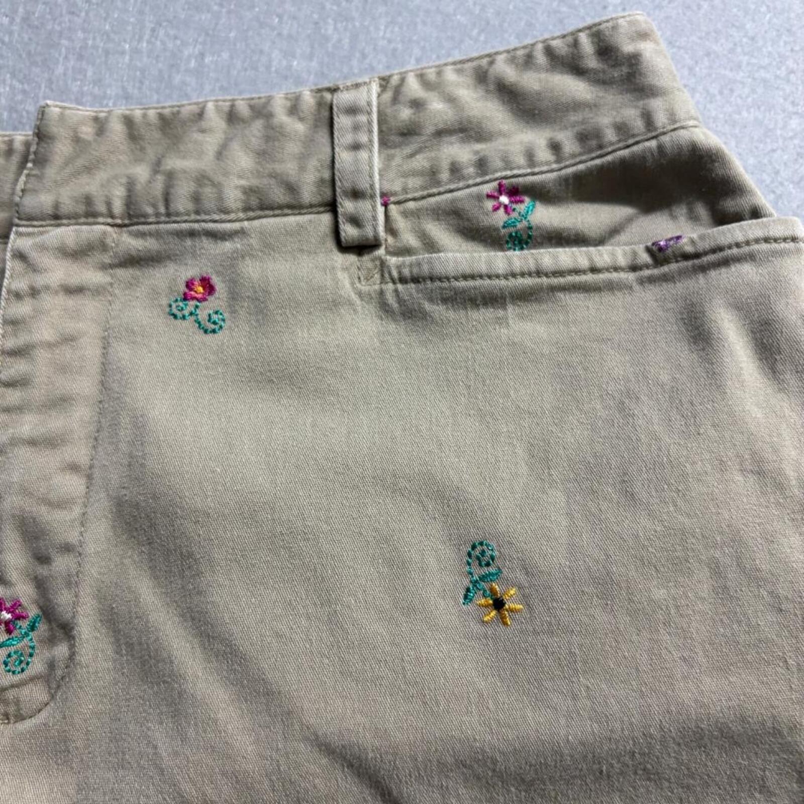 Rafaella Petites Embroidered Floral Khaki Pants Womens 8P Beige Cotton Stretch